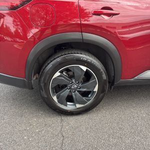 صورة مصغرة 19 لـ 2025 Nissan ROGUE SV