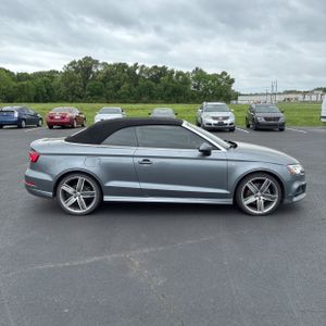 AUDI A3 2.0T PREMIUM - 10