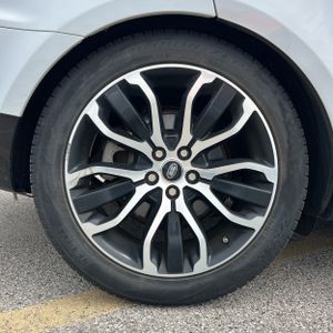 2019 LAND Rover RANGE ROVER SPORT HSE — миниатюра 19