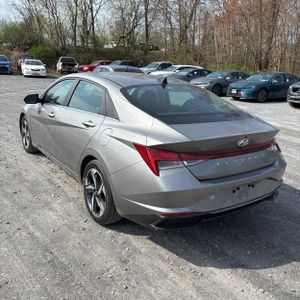 HYUNDAI ELANTRA HYBRID LIMITED - 5