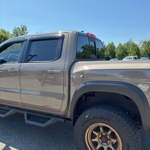 2022 Nissan FRONTIER PRO-4X photo 6