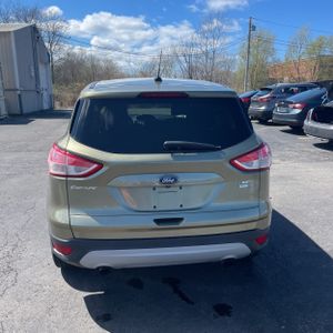 FORD ESCAPE SE - 7