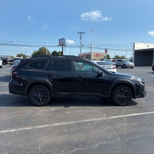 2025 Subaru OUTBACK ONYX EDITION — фото 10