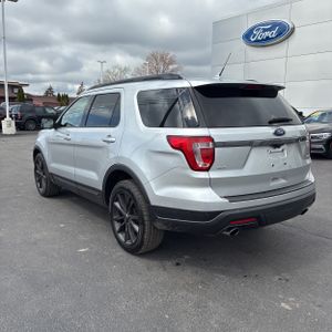 FORD EXPLORER XLT - 5