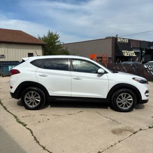 2017 Hyundai TUCSON SE — фото 10