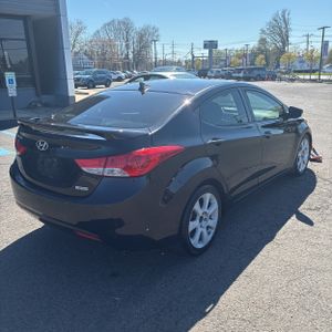 HYUNDAI ELANTRA LIMITED - 8
