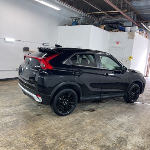 صورة 10 لـ 2018 Mitsubishi ECLIPSE CROSS LE