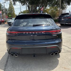 صورة 7 لـ 2023 Porsche MACAN T