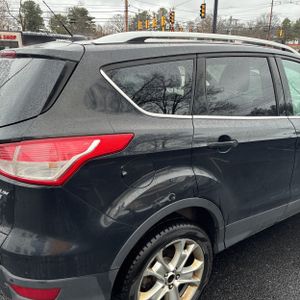 FORD ESCAPE TITANIUM - 9