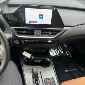 2025 Lexus UX 300H PREMIUM 照片 38