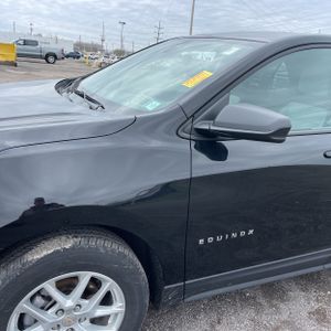 CHEVROLET EQUINOX LS - 2