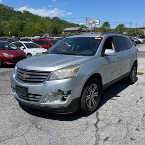 CHEVROLET TRAVERSE LT - 1