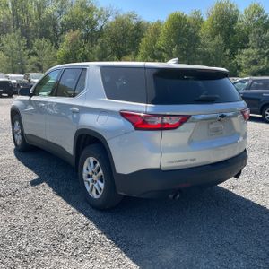 CHEVROLET TRAVERSE LS - 5