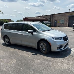 2023 Chrysler PACIFICA TOURING L — фото 10