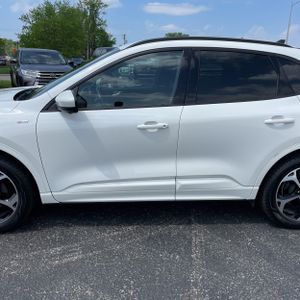 FORD ESCAPE ST-LINE SELECT - 4