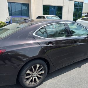 صورة 9 لـ 2015 Acura TLX W/TECH
