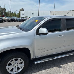 CHEVROLET COLORADO LT - 2