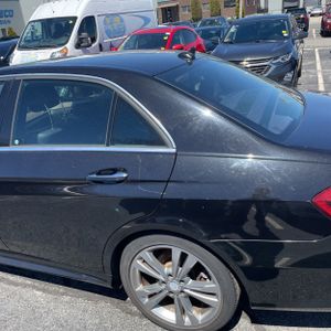 MERCEDES-BENZ E-CLASS - 6