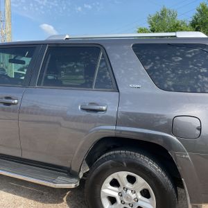 TOYOTA 4RUNNER - 6