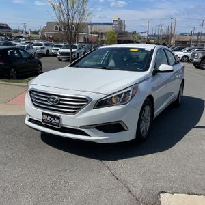 HYUNDAI SONATA SE - 1