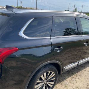 2020 Mitsubishi OUTLANDER SEL — фото 9