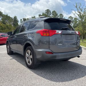 صورة 5 لـ 2015 Toyota RAV4 XLE