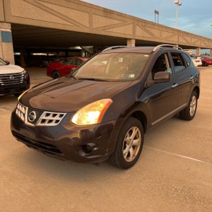 2011 Nissan ROGUE SV — фото 1