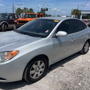 HYUNDAI ELANTRA GLS - 2