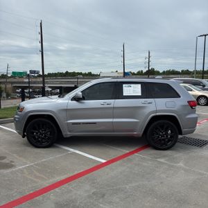 JEEP GRAND CHEROKEE ALTITUDE - 3