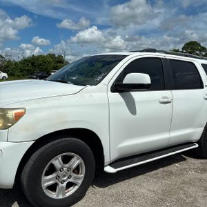 2008 Toyota SEQUOIA SR5 — фото 2