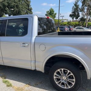 FORD F-150 LARIAT - 5