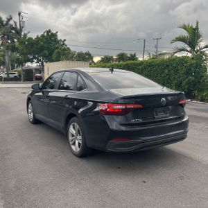 VOLKSWAGEN JETTA SE - 5