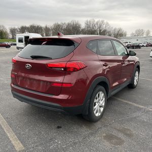 HYUNDAI TUCSON SE - 8