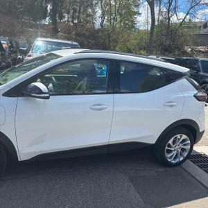 CHEVROLET BOLT EUV LT - 4