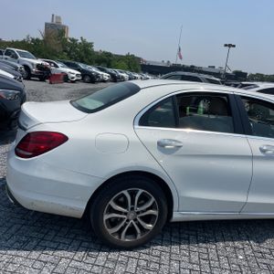 2015 Mercedes-BENZ C-CLASS photo 9