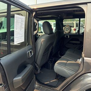 2025 JEEP WRANGLER SAHARA 缩略图 34