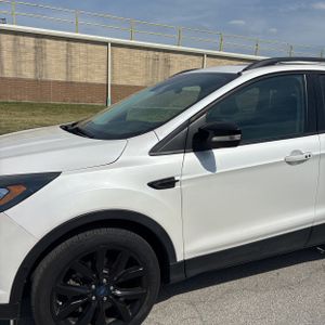 FORD ESCAPE TITANIUM - 2
