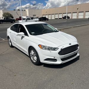 FORD FUSION SE - 7