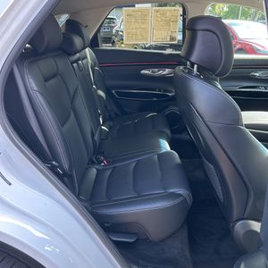 صورة مصغرة 35 لـ 2026 Genesis GV70 2.5T STANDARD