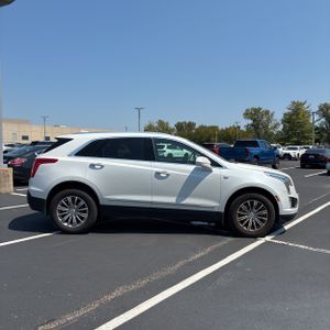 2017 Cadillac XT5 LUXURY — фото 10