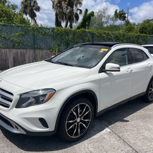 MERCEDES-BENZ GLA - 2
