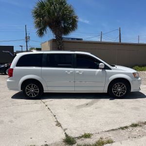 DODGE GRAND CARAVAN SXT - 10