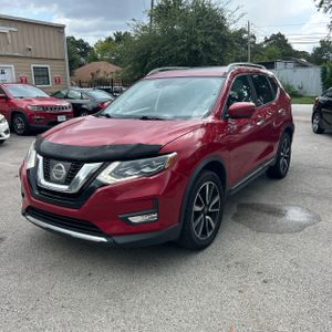 2017 Nissan ROGUE SL 照片 1