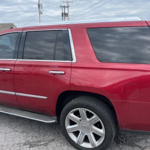 CADILLAC ESCALADE LUXURY - 6