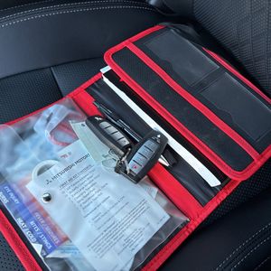 صورة مصغرة 56 لـ 2025 Mitsubishi OUTLANDER PHEV SEL BLACK EDITION