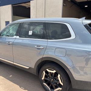 صورة 6 لـ 2025 KIA TELLURIDE S
