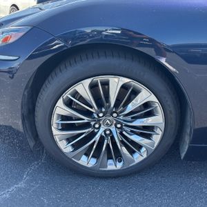 2019 Lexus LS 500 BASE 照片 17