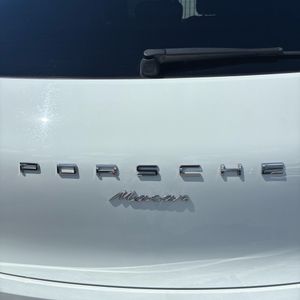 2018 Porsche MACAN BASE — фото 23