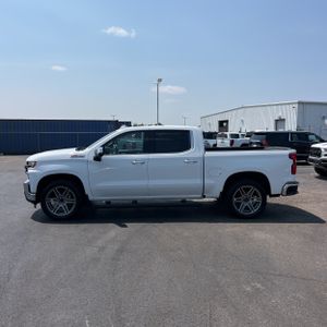 2021 Chevrolet SILVERADO 1500 LTZ 照片 3