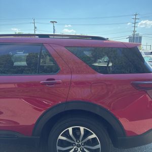 FORD EXPLORER ST - 6